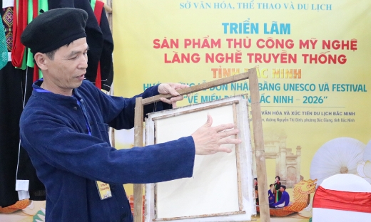 Chuyện nghề bên vuông giấy dó