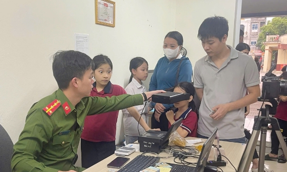 Bắc Ninh: Tăng tốc cấp căn cước, định danh điện tử cho học sinh