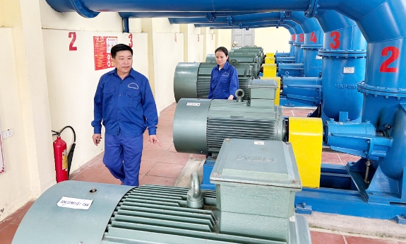 Lặng thầm khơi những dòng xanh