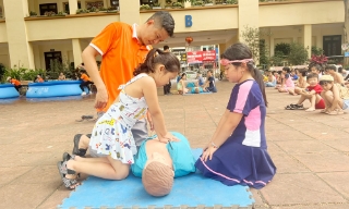 Bảo đảm mùa hè an toàn cho trẻ em