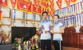 Gia đình chung nhịp bóng bàn