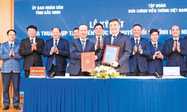  Mở rộng hợp tác giải các bài toán từ thực tiễn