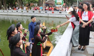 Câu lạc bộ quan họ đền Đô - 30 năm bền bỉ đưa di sản vào dòng chảy du lịch