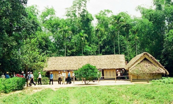 Về làng Sen