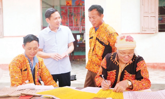 Những "đầu tàu" ở vùng đồng bào dân tộc 