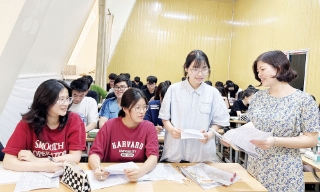 Giảm áp lực học thêm cho trẻ dịp hè