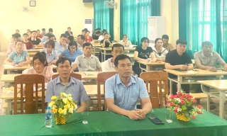 Quán triệt chuyên đề tư tưởng Hồ Chí Minh cho đảng viên mới