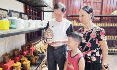  Quà lưu niệm kể chuyện Kinh Bắc