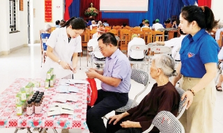 Giữ tinh hoa, cải tiến cách làm thuốc cổ truyền