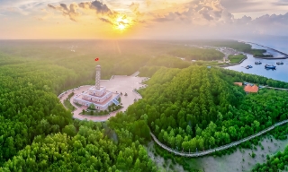 Mênh mang Đất Mũi Cà Mau