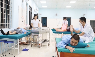 Hoàn thiện hệ thống chăm sóc sức khỏe người cao tuổi