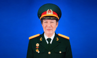 Nhà thơ Tô Hoàn
