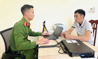Công an xã Tiên Lục bắt giữ đối tượng tàng trữ ma túy
