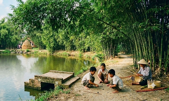 Bờ tre gió hát