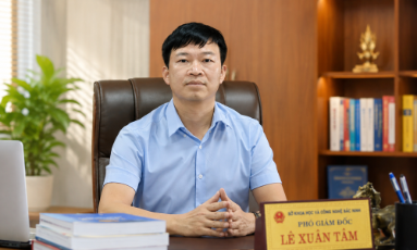  Đổi mới mô hình tăng trưởng, lấy đổi mới sáng tạo làm động lực