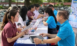 Bắc Ninh nỗ lực phủ kín bảo hiểm y tế học sinh, sinh viên