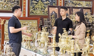 Người trẻ “đánh thức” sản phẩm quê nhà  