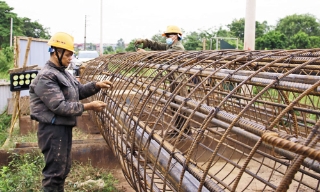 Giải ngân vốn đầu tư công: Bám sát từng dự án, tháo gỡ điểm nghẽn