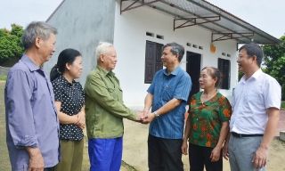 Xuân Lương học và thực hành theo Bác