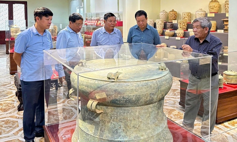 Đất và người Bắc Ninh