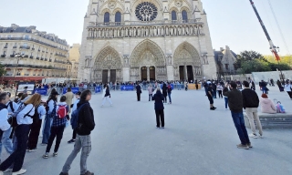 Nhà thờ Đức Bà Paris -  Trái tim của nước Pháp
