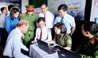 Lấy kết quả, sản phẩm làm thước đo