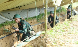 Rèn kỹ năng, luyện bản lĩnh trên thao trường