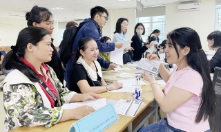 Giúp người thất nghiệp sớm trở lại thị trường lao động