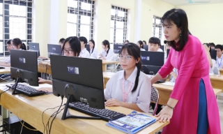 Chuẩn hóa cơ sở dữ liệu và hoàn thiện học bạ số  