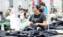 Thêm cơ hội việc làm cho lao động nữ trung niên