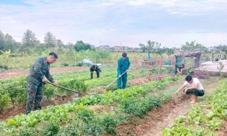 Tự lực hậu cần, bảo đảm đời sống bộ đội