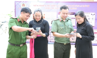 Hiểm họa từ tín dụng đen trực tuyến
