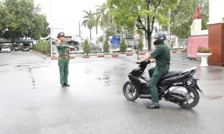 Xây dựng văn hóa giao thông trong lực lượng vũ trang