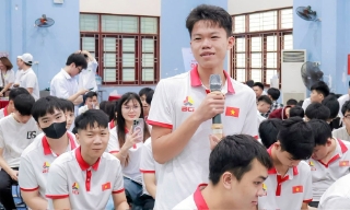 Bắc Ninh: Cung cấp thông tin thị trường lao động cho sinh viên
