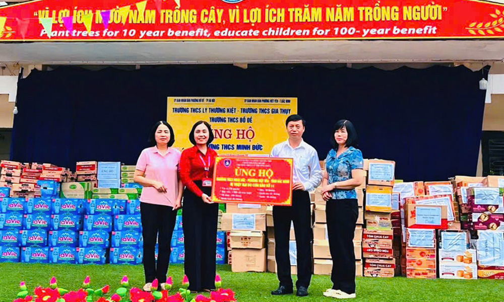  Nhiều hoạt động thiện nguyện hỗ trợ người dân vùng lũ Bắc Ninh