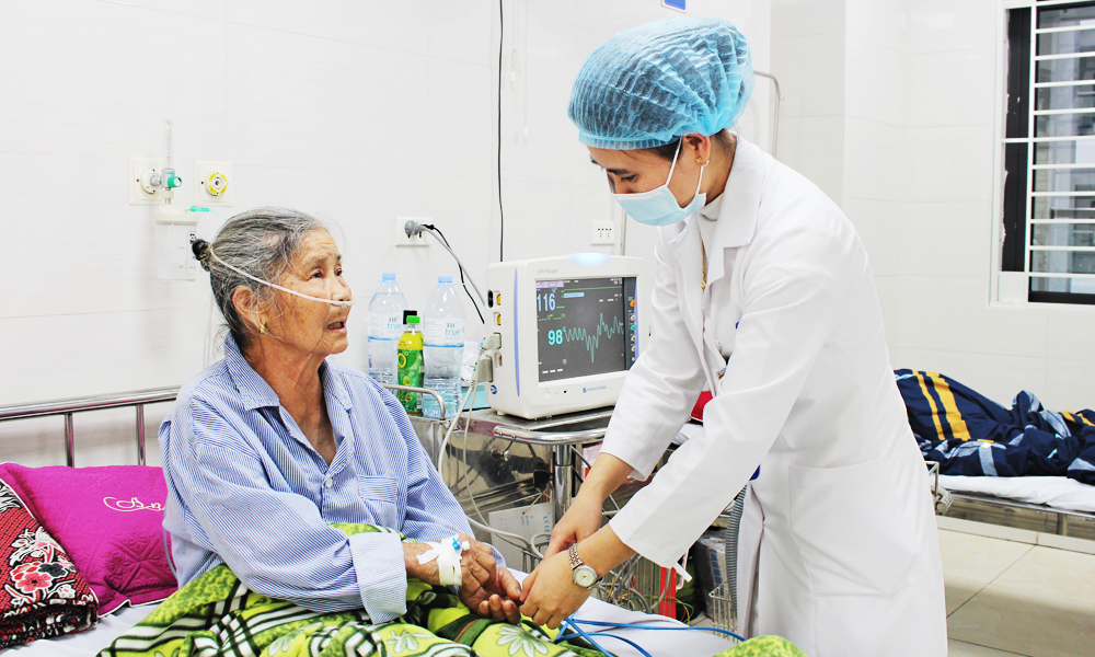 Đầu tư cơ sở hạ tầng, tăng tỷ lệ giường bệnh: Bám sát mục tiêu, huy động nguồn lực