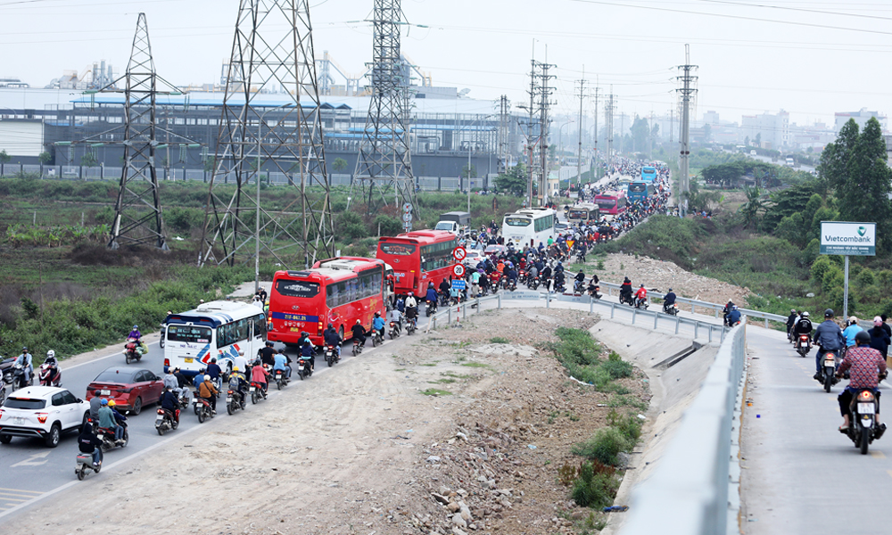 Thị xã Việt Yên:  Gỡ nút thắt ùn tắc giao thông vùng ven khu công nghiệp