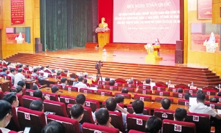 Nâng chất lượng học tập, tuyên truyền nghị quyết của Đảng