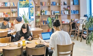 Cà phê sách: Điểm đến thư giãn, xây dựng văn hóa đọc