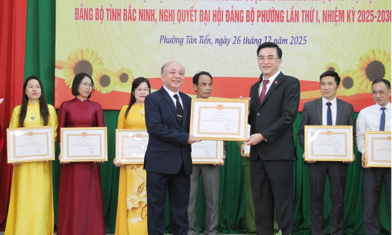  Phường Tân Tiến thúc đẩy thực hiện các dự án, bảo đảm an sinh và ổn định xã hội