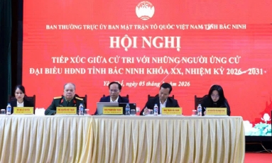   Ứng cử viên đại biểu HĐND tỉnh tiếp xúc cử tri tại đơn vị bầu cử số 5