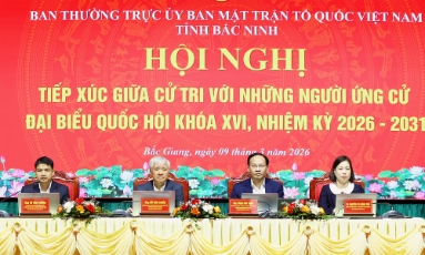  Ứng cử viên đại biểu Quốc hội tiếp xúc cử tri đơn vị bầu cử số 3