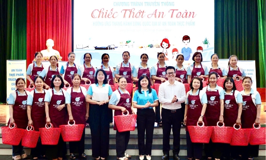 Truyền thông “Chiếc thớt an toàn” cho hội viên phụ nữ