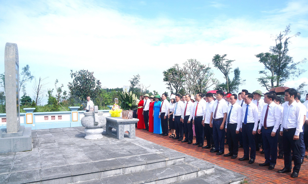 https://img.baobacninhtv.vn/Medias/570/2026/05/15/Đảng%20ủy%20UBND%20tỉnh%20Bắc%20Ninh%203.jpg