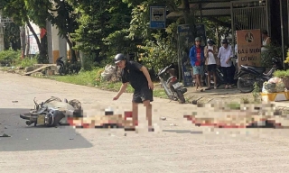 Bắc Ninh: Va chạm với ô tô khách, hai người đi xe máy tử vong 