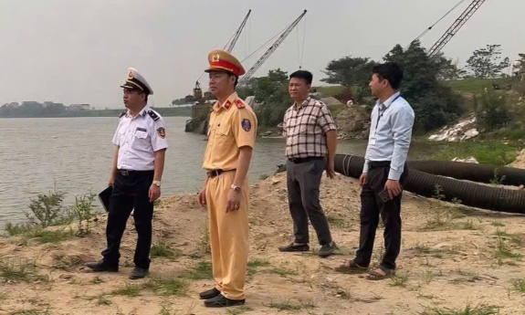 Bắc Ninh: Dừng hoạt động ngay 47 bến thủy không phép 
