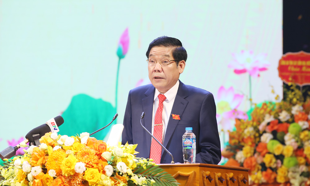  Xây dựng lực lượng công an chính quy, tinh nhuệ, hiện đại, là chỗ dựa vững chắc của Nhân dân (*) 