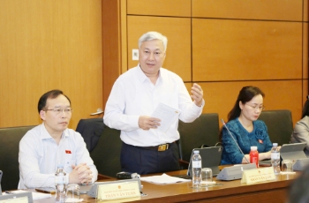  Đại biểu Quốc hội tỉnh Bắc Ninh góp ý vào dự án Luật Phá sản (sửa đổi) và Luật Bảo hiểm tiền gửi (sửa đổi)