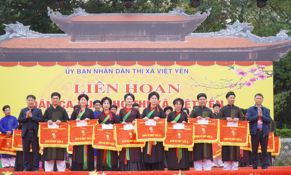 8 đơn vị đoạt giải A tại Liên hoan Dân ca quan họ thị xã Việt Yên