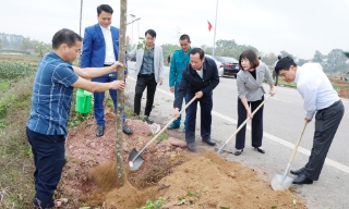 Phó Chủ tịch HĐND tỉnh Nghiêm Xuân Hưởng dự lễ phát động “Tết trồng cây đời đời nhớ ơn Bác Hồ” tại xã Mỹ Thái